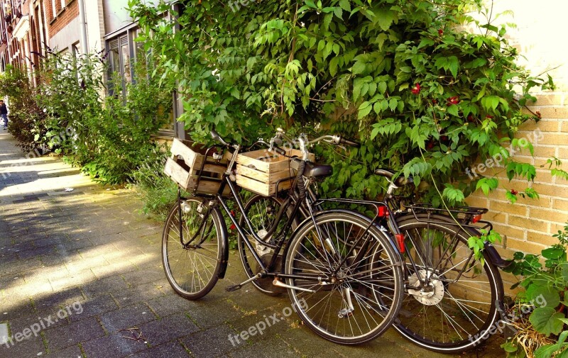 Bicycles City Parked Street Wall