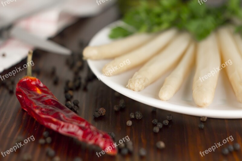 Paprika Asparagus Plate Pepper Cutlery