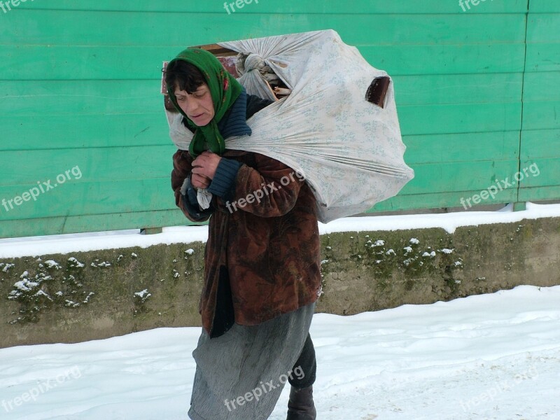 Woman Winter Snow People Gypsies