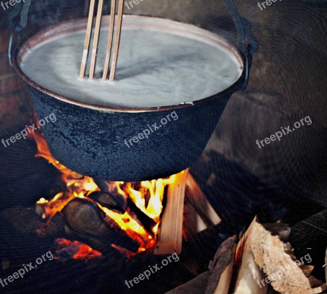 Boiler An Outbreak Of Cheese Production žinčica Oscypki