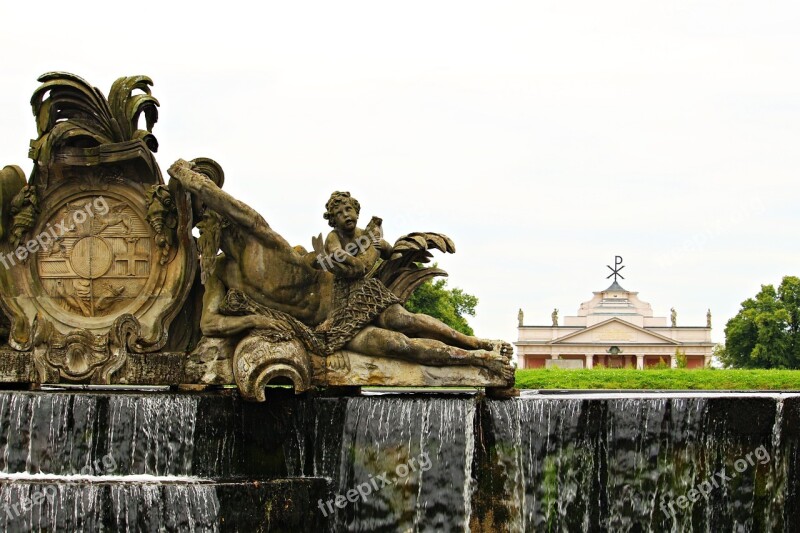 Ludwigslust-parchim Basin Church Water Waterfall