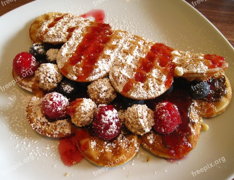 Waffle Raspberries Blueberries Icing Sugar Giotto