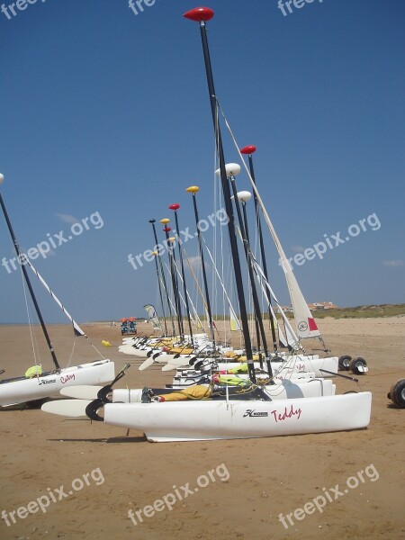 Yachts Boats Beached Sun Blue Sky