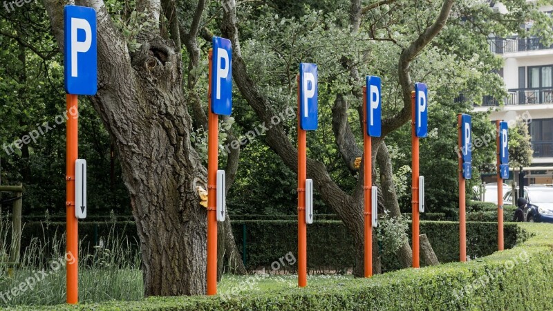 Signs Park Heaped Parking Shield