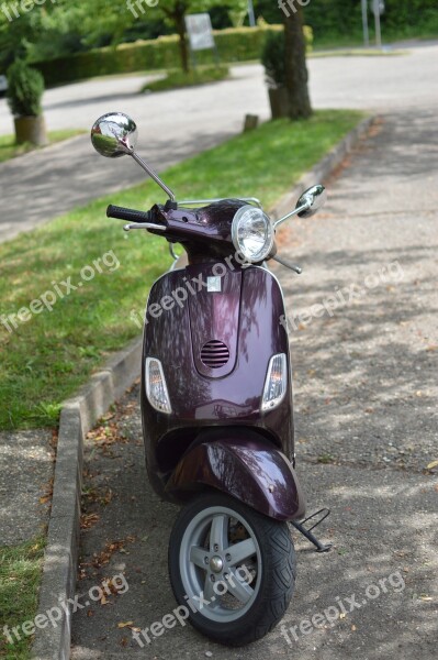 Vespa Roller Vehicle Motor Scooter Motorcycle