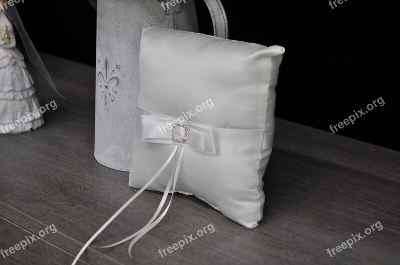 Cushion Alliance Wedding Accessory Decor