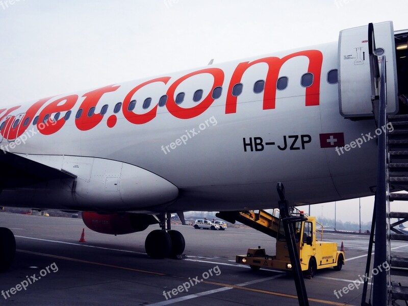 Easyjet The Plane Airport Airbus Aviation