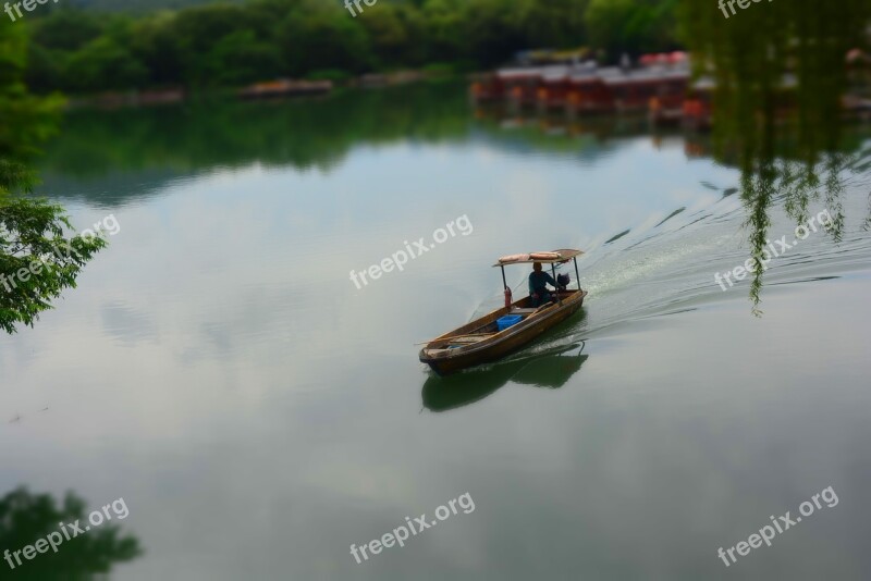 Jiangnan Watertown The Scenery Ship Lake