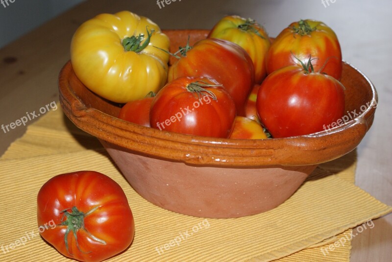 Heirloom Tomatoes Bowl Terra Cotta Table Table Linen Free Photos