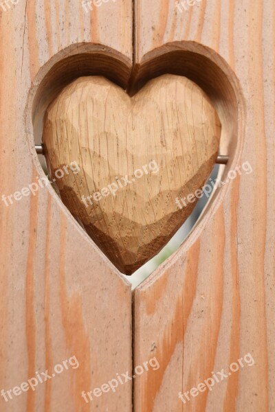 Heart Wood Wooden Structure Carved Art