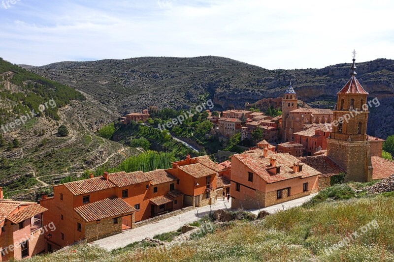 Albarracin Village Valley Buildings Mountain