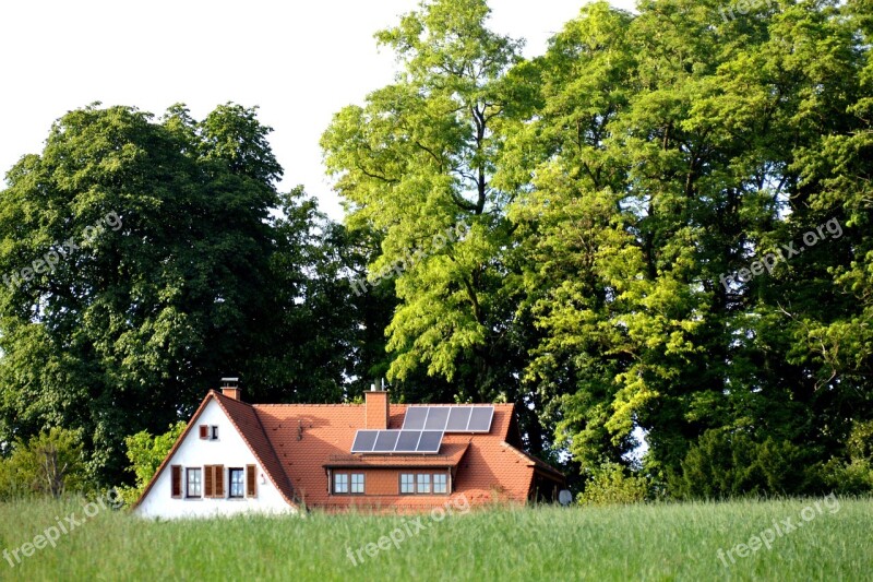 House In The Green Idyll I Live In The Green Off The Beaten Track Forest