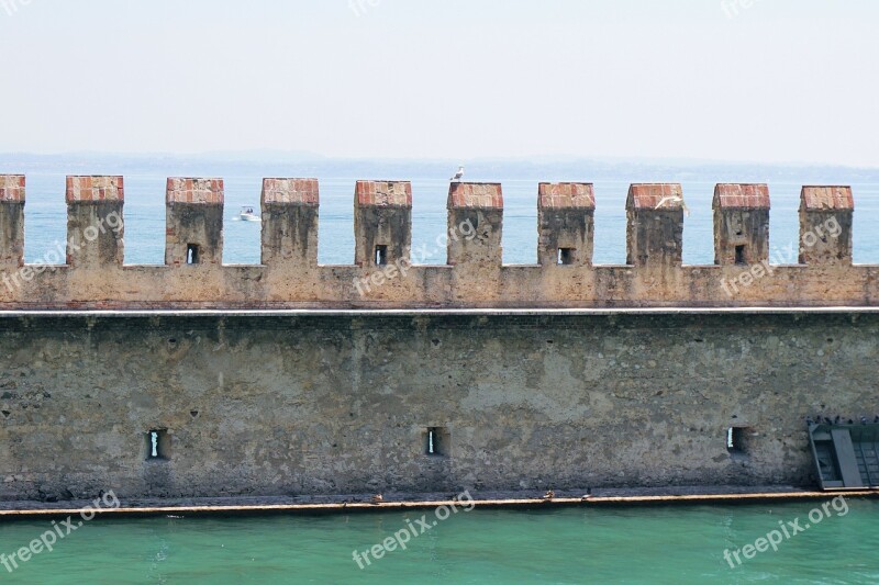 Castle Castle Castle Knight's Castle Middle Ages Wall