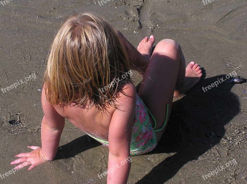 Beach Child Girl Granddaughter Summer