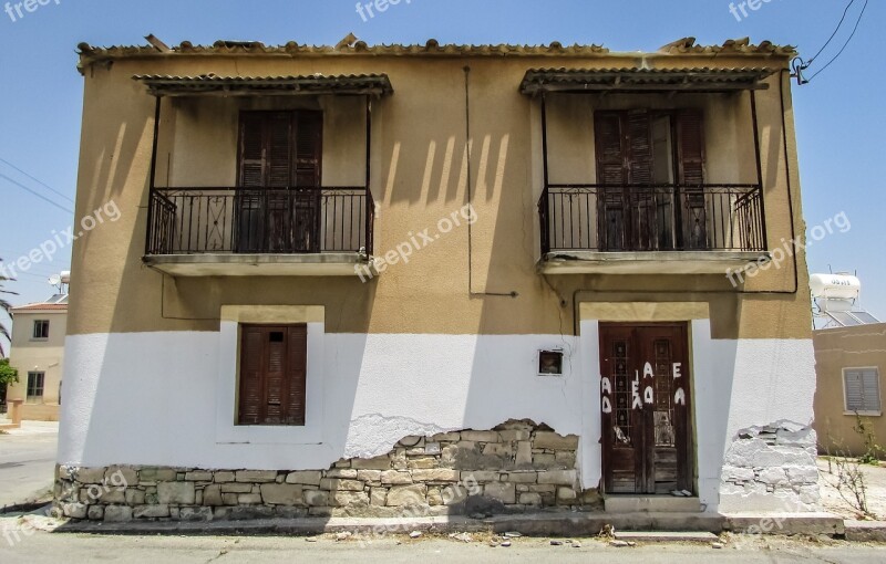 Cyprus Kalo Chorio Village Street House