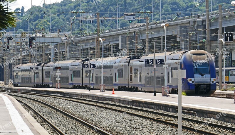 Regional Train Platform Railway Station Nice Gleise