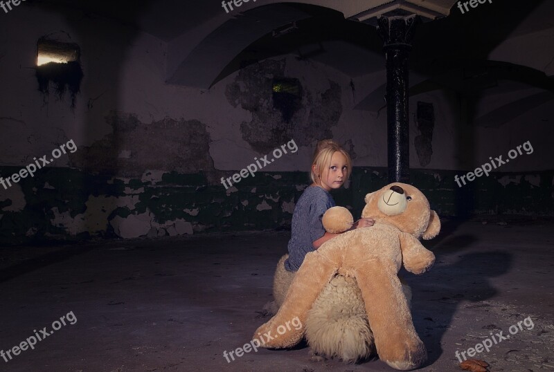 Child Girl Portrait Childhood Innocence