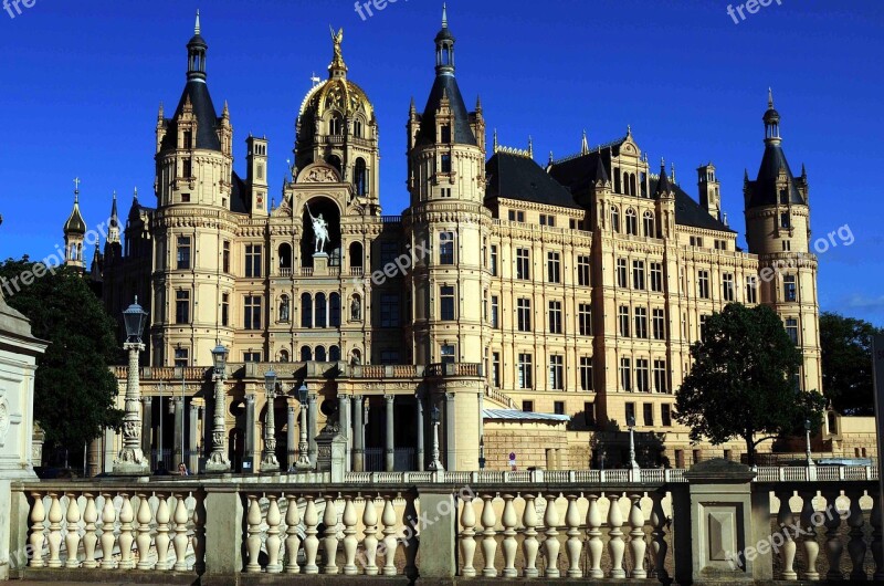 Castle Schwerin Castle Blue Sky Free Photos