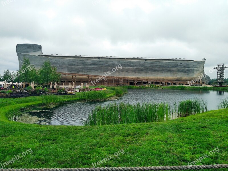 Noah Ark Ship Water Wood