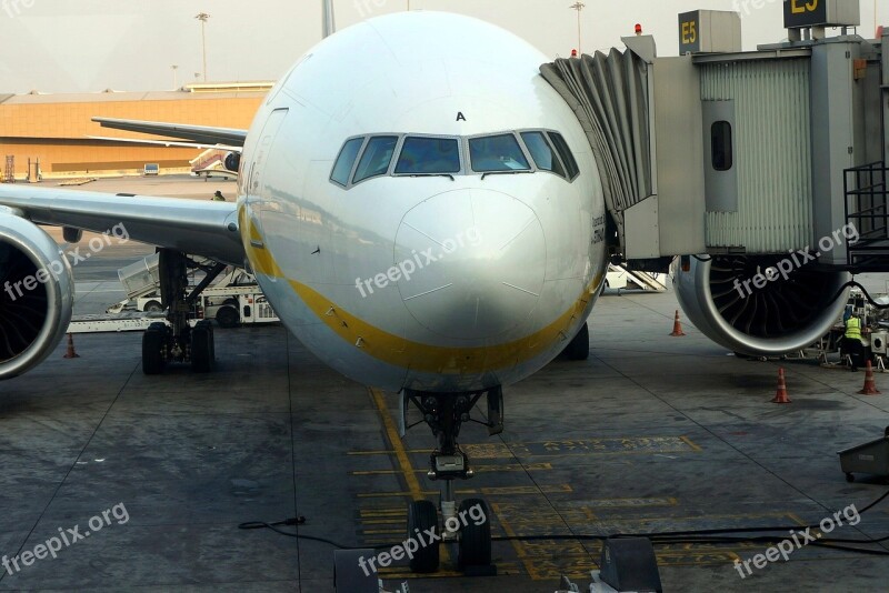 Cabin Boeing Ladder Landing Airport