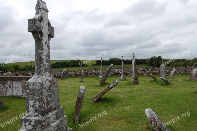 Ruin Ireland Clonmacnoise Castle Crosses Cemetery