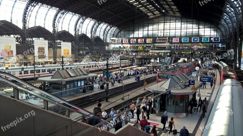 Hamburg Train Station Transportation Station Railway