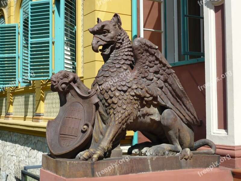 Pecs Zsolnay Zsolnay Cultural Quarter Statue Griffin