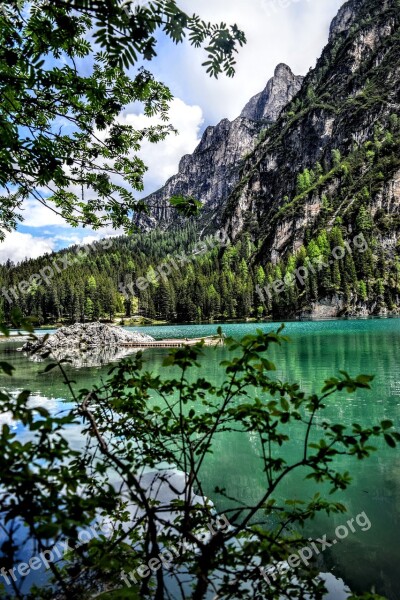 Lake Braies Weekend Background Wallpapers Nature