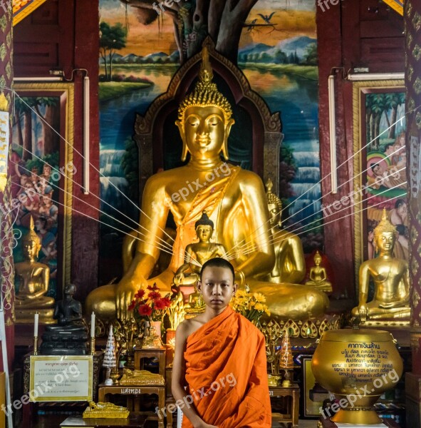 Temple Chiang Mai Monk Young Orange Clothing