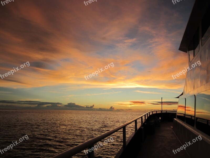 Sunset Boat Sailing Water Sea