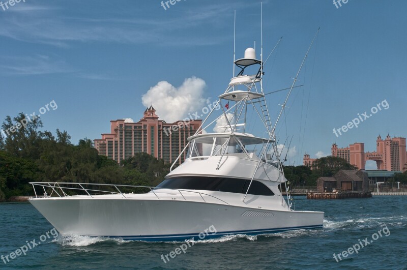 Yacht Sailing Bahamas Atlantis Sea