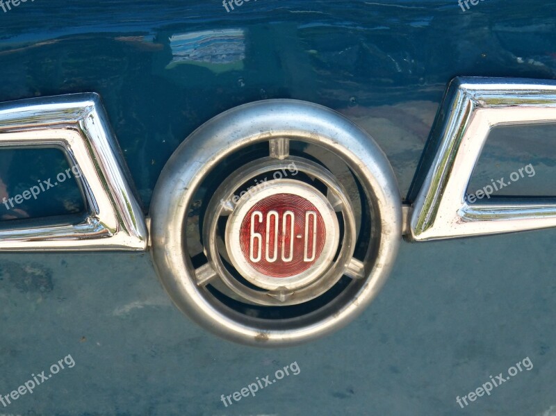 Seat 600 Ironer Logo Vintage Seat Six Hundred