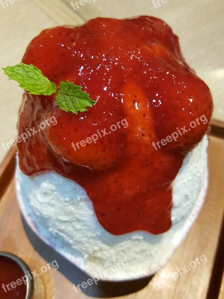 Strawberry Sweet Fruit Dessert Refreshing