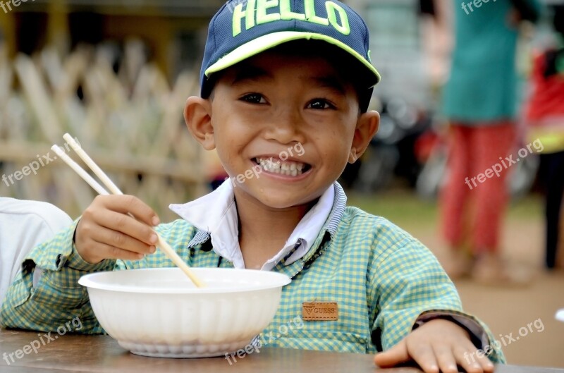 Child Noodle High Land Family Pass North Vietnam