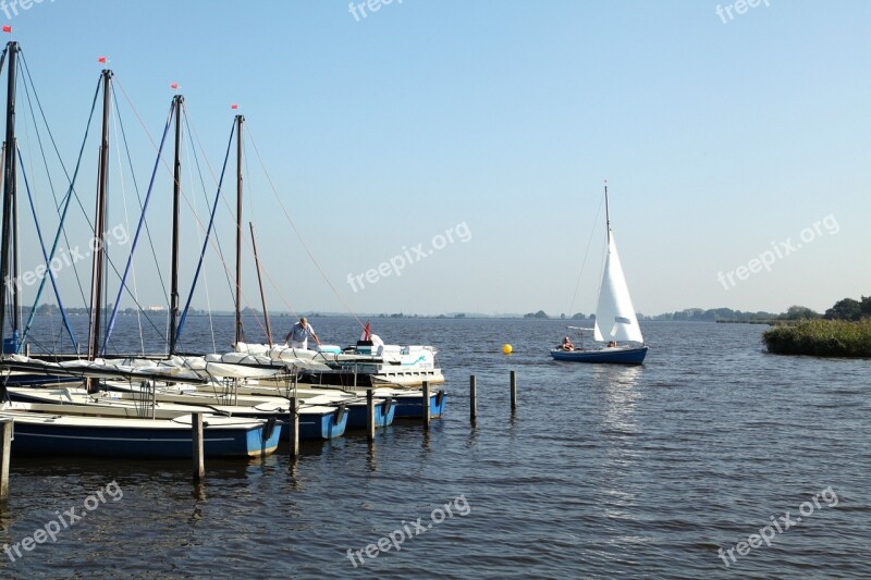 Lake Sailboats Harbour Watersport Boat