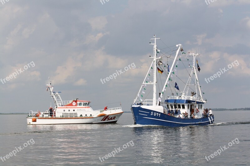 North Sea Shrimp Harbour Festival Husum Sar