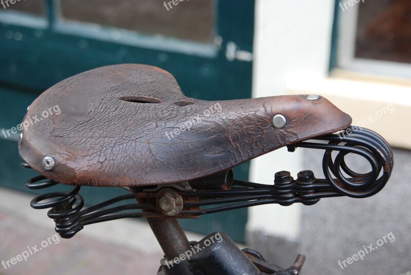 Bicycle Saddle Learn Old Antique