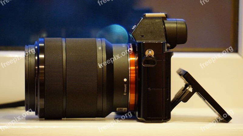 Sony Camera Digital Lens Technology