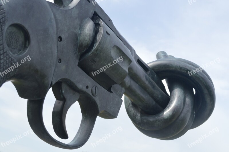 Sculpture Weapon Peace Memorial War