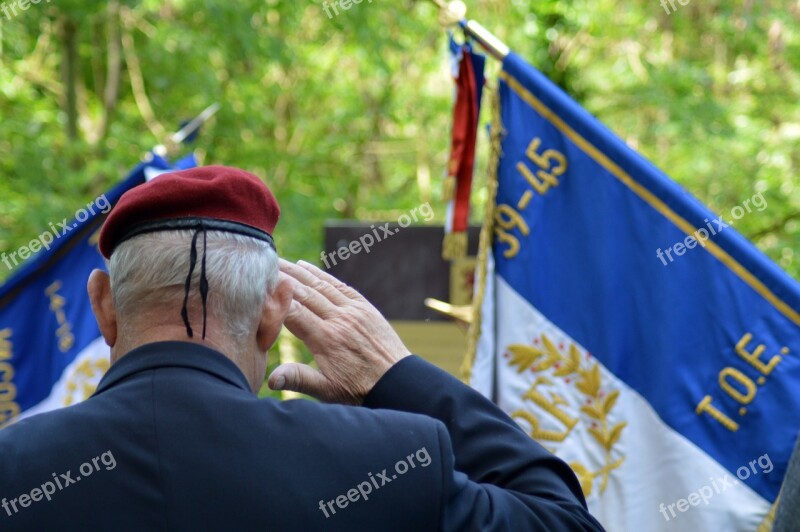 Tribute Commemoration War Normandy Soldier