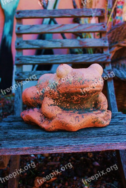 Frog Frog Totem Garden Art Yard Art Outdoor Art