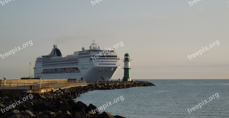 Cruise Ship Warnemünde Mole Lighthouse Ship Travel