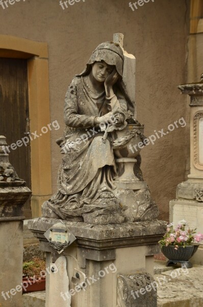 Cemetery Image Grief Woman Statue