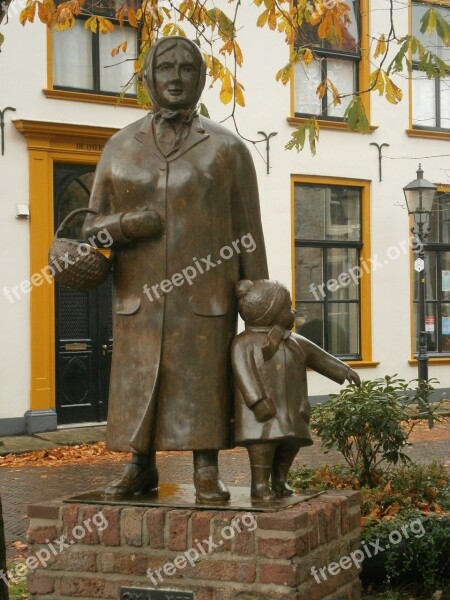 Statue Image Autumn Granny Child