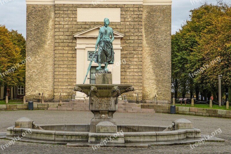 Tine-fountain Tine Landmark Husum Nordfriesland