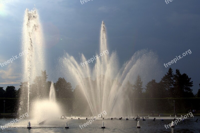 Fountain Cascade Water Streams Enormous