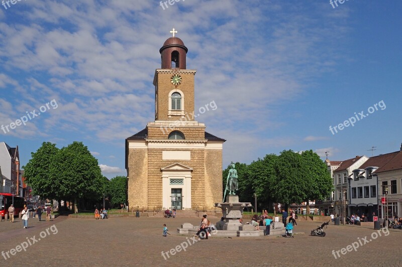 St Mary's Church Tinebrunnen Tine Landmark Marketplace