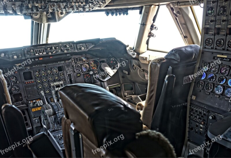 Cockpit Antonov Aircraft Machine Flying