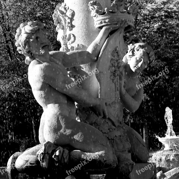 Sculpture Black And White Spain Statue Work Of Art