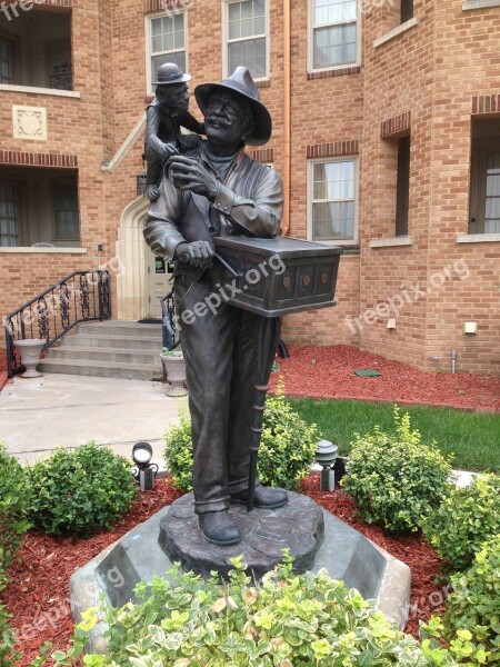 Organ Grinder Monkey Immigrant Statue Bronze Statue